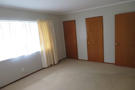 Photo of property in 10 Lexington Drive, Botany Downs, Auckland, 2010