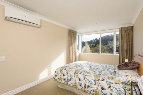 Photo of property in 5 Cheviot Road, Lowry Bay, Lower Hutt, 5013