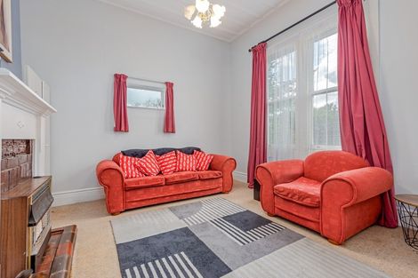 Photo of property in 162 Ruahine Street, Roslyn, Palmerston North, 4414