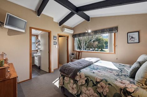 Photo of property in 115 Taupo View Road, Taupo, 3330