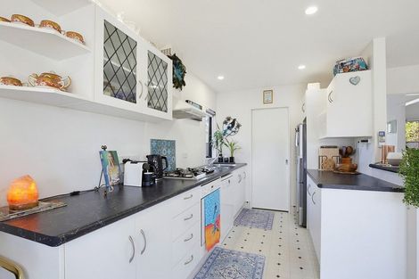 Photo of property in 3/4u Richard Street, Titahi Bay, Porirua, 5022