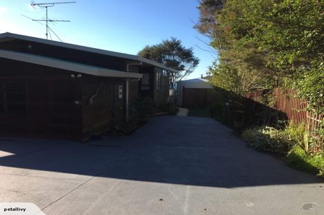 Photo of property in 32 Cochrane Avenue, Arkles Bay, Whangaparaoa, 0932