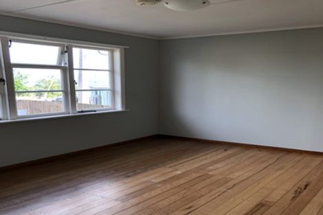 Photo of property in 77 Sherwood Road, Onerahi, Whangarei, 0110