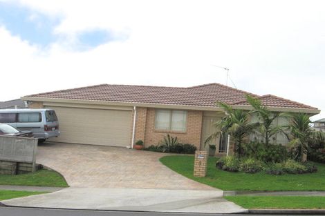 Photo of property in 16 Mt Lebanon Crescent, The Gardens, Auckland, 2105