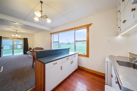 Photo of property in 1491 Eltham Road, Kaponga, Hawera, 4679