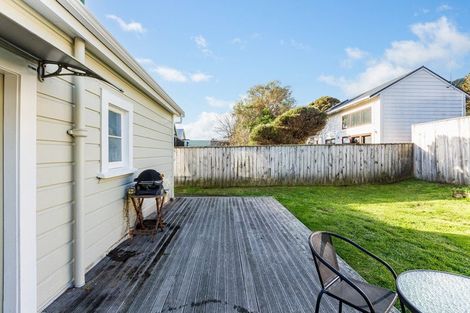 Photo of property in 15 Porritt Avenue, Mount Victoria, Wellington, 6011
