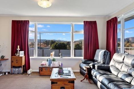 Photo of property in 19 Denham Terrace, Waikari, 7420