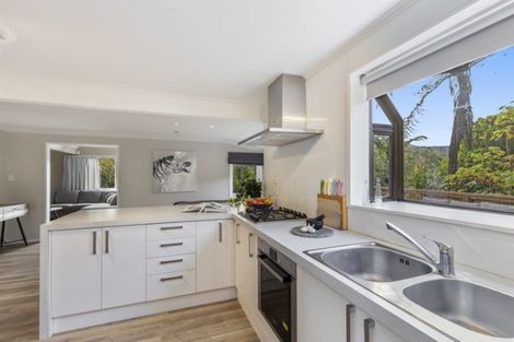 Photo of property in 15 Haast Close, Kelson, Lower Hutt, 5010