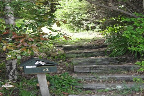 Photo of property in 32-34 Rangiora Terrace, Tahunanui, Nelson, 7011