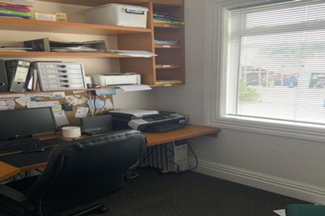 Photo of property in 35 Humber Street, Island Bay, Wellington, 6023