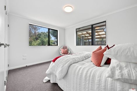 Photo of property in 54 Norana Road, Timberlea, Upper Hutt, 5018