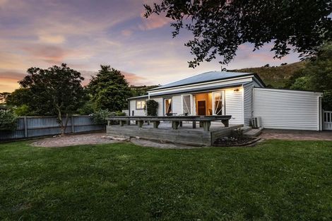 Photo of property in 79 Bridle Path Road, Heathcote Valley, Christchurch, 8022