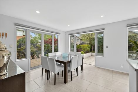 Photo of property in 1a Westburn Terrace, Burnside, Christchurch, 8041