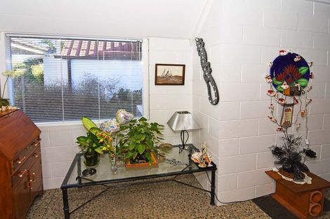 Photo of property in 17 Queen Alexandra Street, Lansdowne, Masterton, 5810