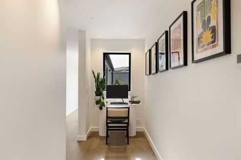 Photo of property in 20 Howden Drive, Jacks Point, 9371