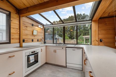 Photo of property in 19 Deller Drive, Carterton, 5713