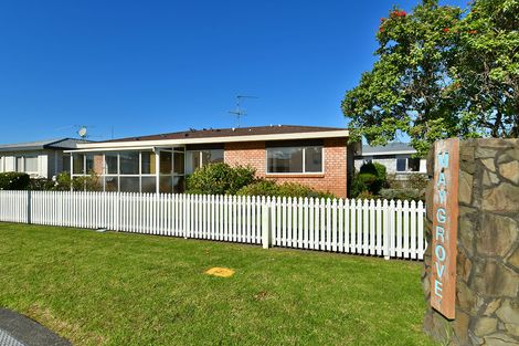 Photo of property in 36 Lakeside Drive, Pahurehure, Papakura, 2113
