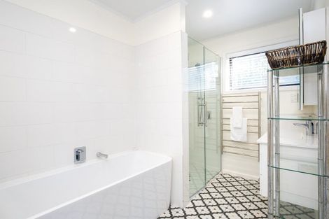 Photo of property in 251 Clifton Road, Te Awanga, 4102