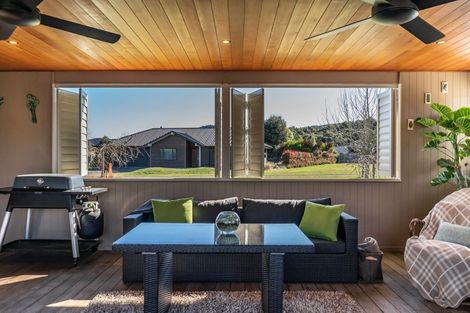 Photo of property in 51 Montgomery Crescent, Kinloch, Taupo, 3377