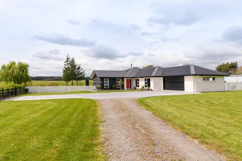 Photo of property in 733 Stoney Creek Road, Bunnythorpe, Palmerston North, 4470