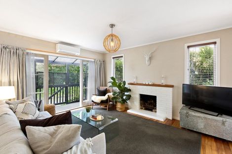 Photo of property in 1/67 Matipo Road, Te Atatu Peninsula, Auckland, 0610