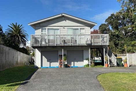 Photo of property in 931 Whangaparaoa Road, Manly, Whangaparaoa, 0930