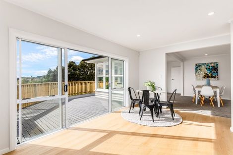 Photo of property in 23 Cumberland Grove, Cannons Creek, Porirua, 5024