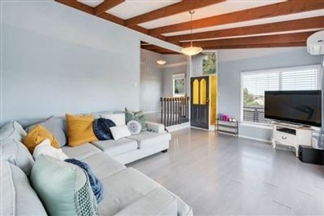 Photo of property in 179 Glamorgan Drive, Torbay, Auckland, 0630