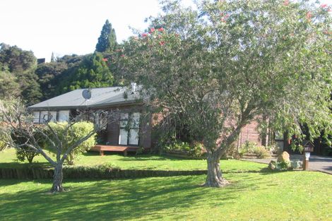 Photo of property in 28 Centennial Drive, Whitianga, 3510