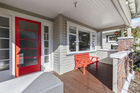 Photo of property in 32 Trafalgar Street, Waiwhetu, Lower Hutt, 5010