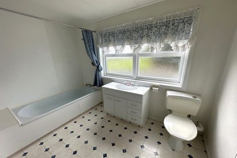 Photo of property in 27 Benalder Crescent, Tokoroa, 3420