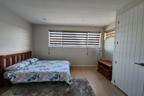 Photo of property in 66c Te Oneroa Way, Long Bay, Auckland, 0630