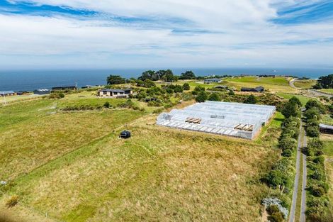 Photo of property in 25 Tunnel Beach Road, Blackhead, Dunedin, 9076