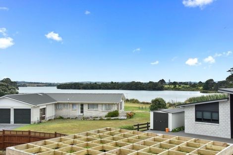 Photo of property in 7 Goble Road, Clarks Beach, Pukekohe, 2679