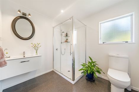 Photo of property in 7 Oaklands Grove, Clouston Park, Upper Hutt, 5018