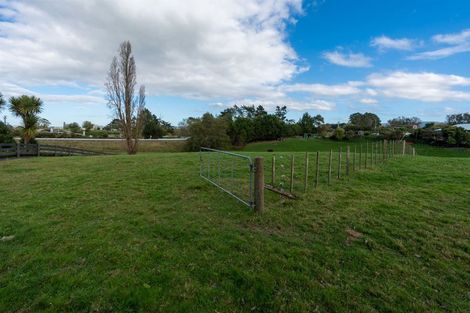 Photo of property in 2352 River Road, Horsham Downs, Hamilton, 3281