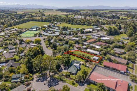 Photo of property in 13 Avoca Place, Darfield, 7510