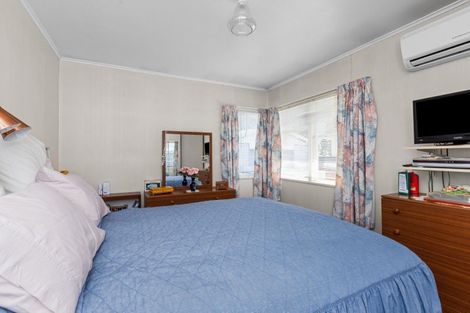 Photo of property in 1 Gardiner Place, Havelock North, 4130