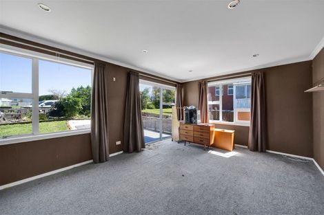 Photo of property in 28 Camellia Avenue, Bell Block, New Plymouth, 4312