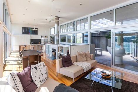 Photo of property in 22 Oceana Heights, Tairua, 3508