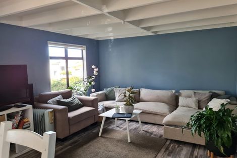 Photo of property in 2/223 Hibiscus Coast Highway, Red Beach, 0932