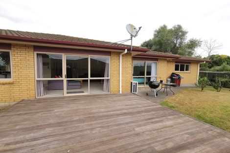 Photo of property in 49 Crawford Avenue, Mangere Bridge, Auckland, 2022