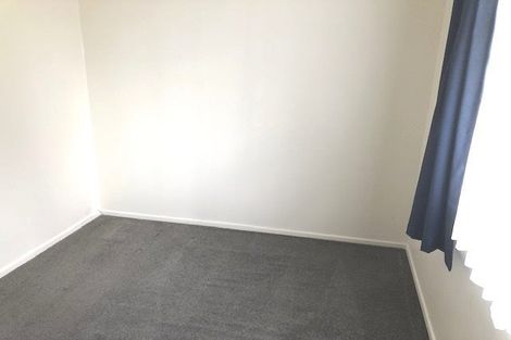 Photo of property in 18 Barrys Road, Glendene, Auckland, 0602