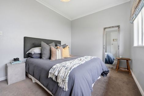 Photo of property in 27 Alfred Street, Fairfield, Hamilton, 3214