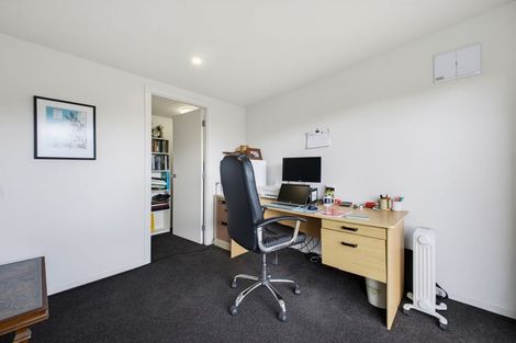 Photo of property in 205 Mangorei Road, Merrilands, New Plymouth, 4312