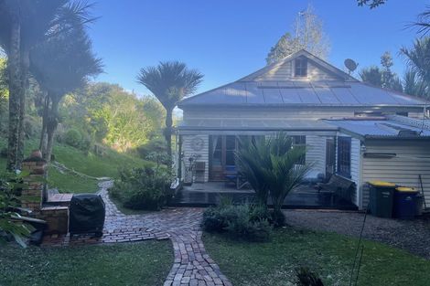 Photo of property in 25 Stredwick Drive, Torbay, Auckland, 0630