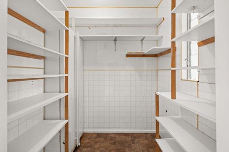 Photo of property in 38 Farrand Road, Kumeu, 0891