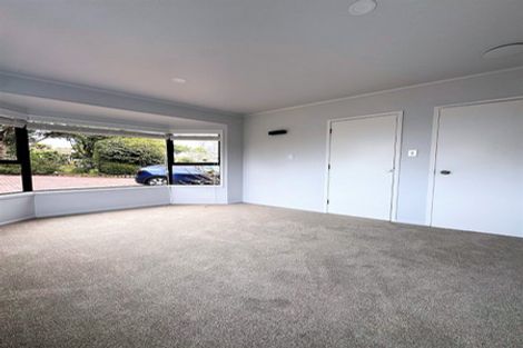 Photo of property in 8 Terrylyn Drive, Hillcrest, Auckland, 0627