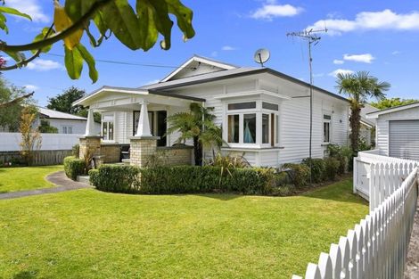 Photo of property in 21 Williams Street, Cambridge, 3434