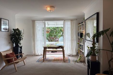 Photo of property in 8/2 Herne Bay Road, Herne Bay, Auckland, 1011
